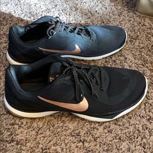 Lightly worn Nike Flex TR6